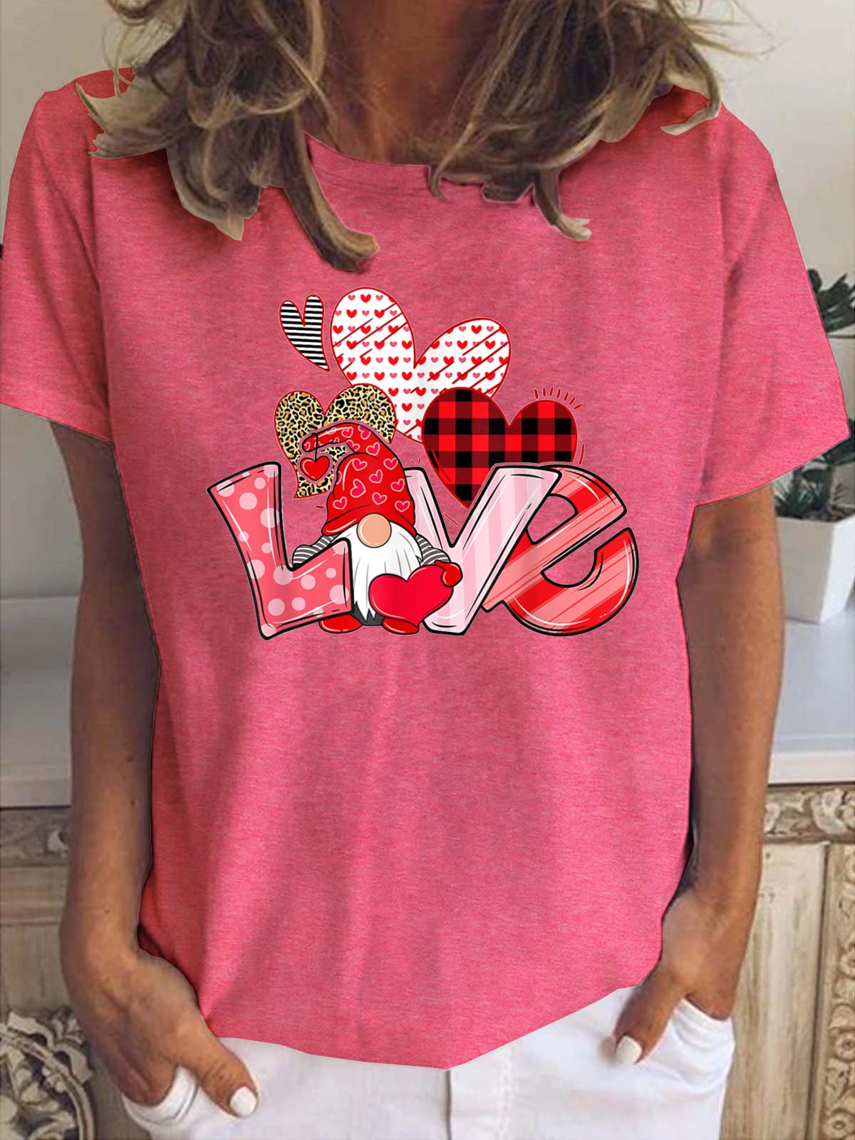 Valentine's Day Gnome Print Crew Neck Short Sleeve T-Shirt