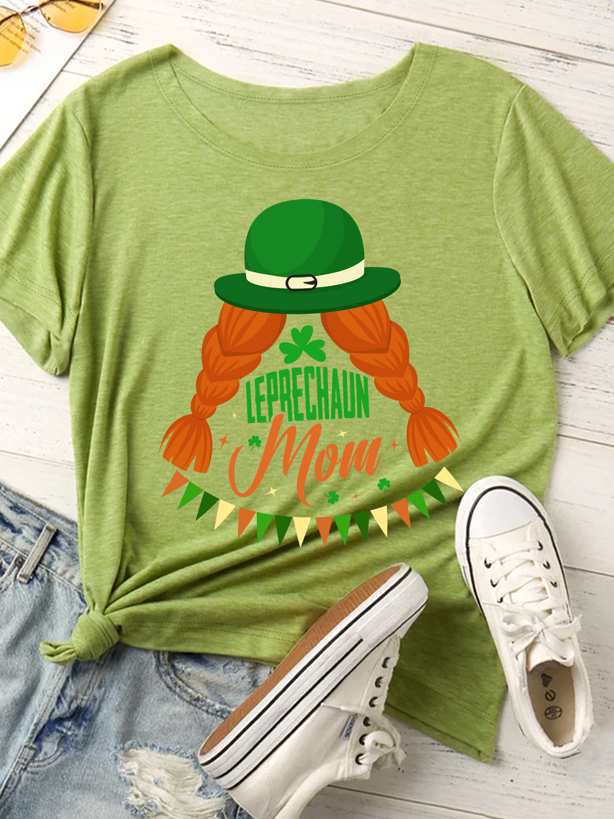 St. Patrick's Day Leprechaun Mom Women's T-Shirt