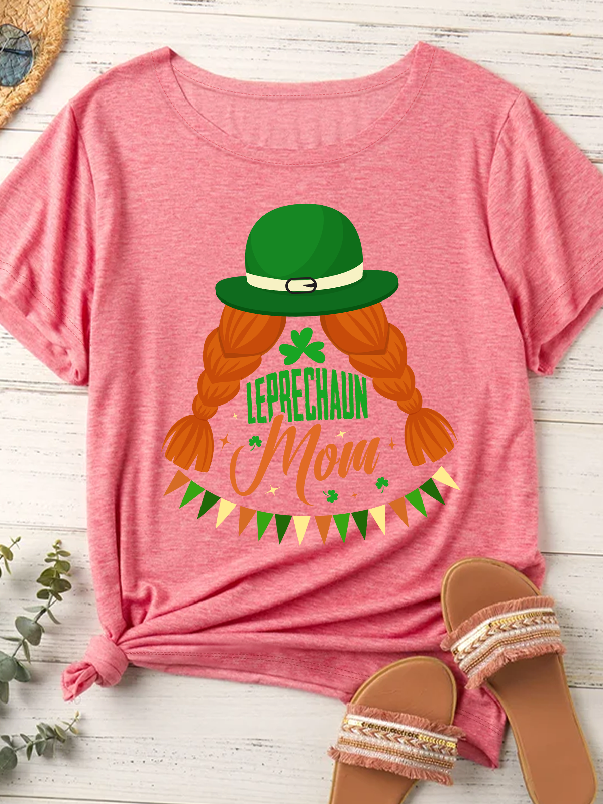 St. Patrick's Day Leprechaun Mom Women's T-Shirt