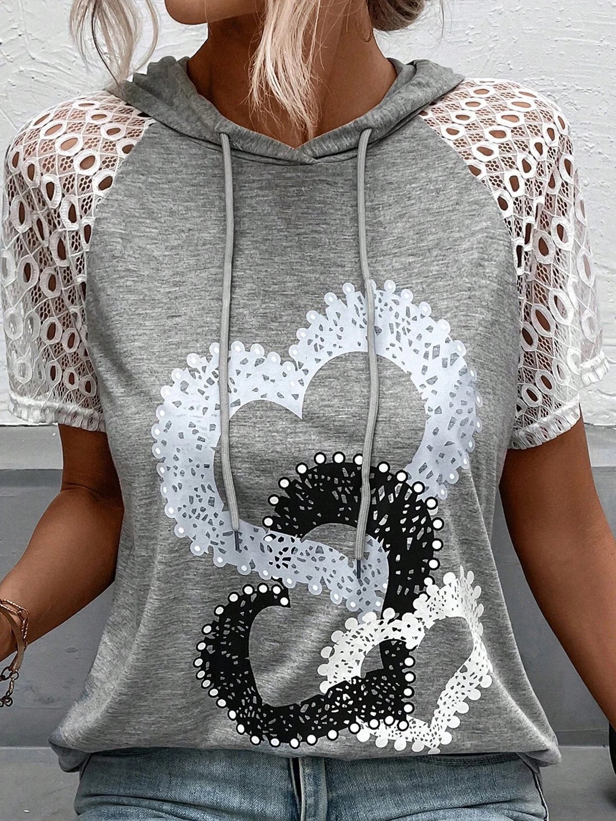 Heart Print Contrast Lace Raglan Sleeve Drawstring Hooded Tee