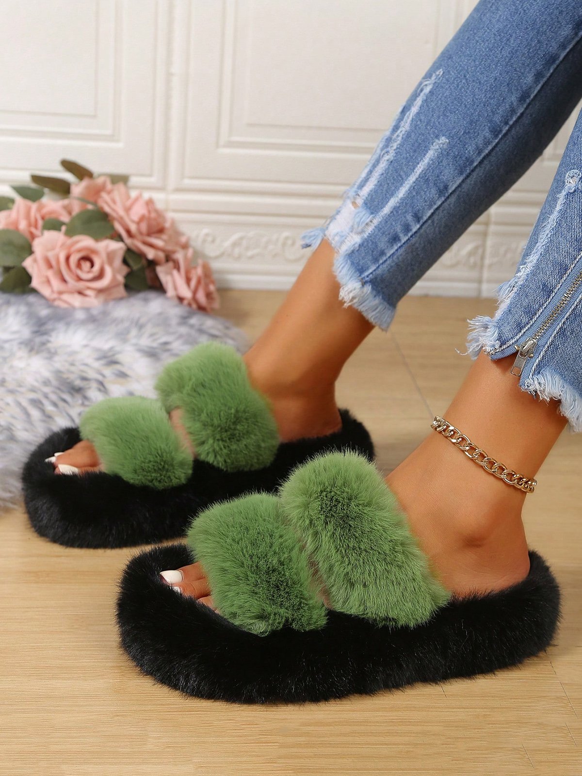 Casual Color Block Double Strap Fluffy Slippers