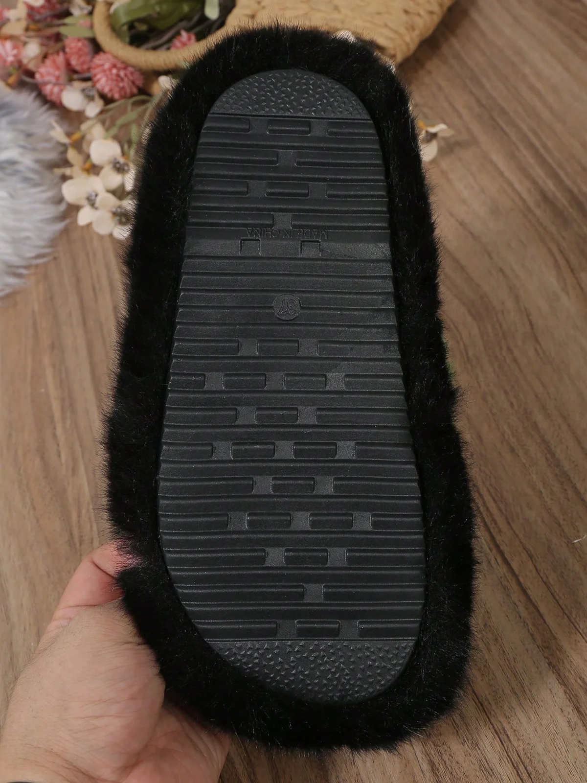 Casual Color Block Double Strap Fluffy Slippers