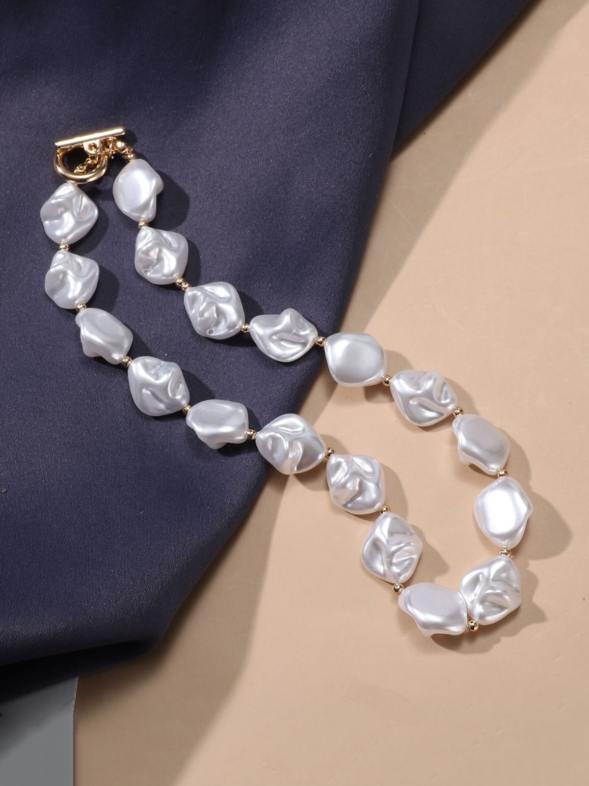 Elegant Irregular Baroque Imitation Pearl Choker Necklace
