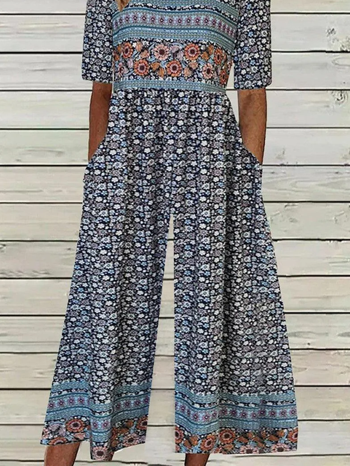 Small Floral Crew Neck Loose Casual Jumpsuit