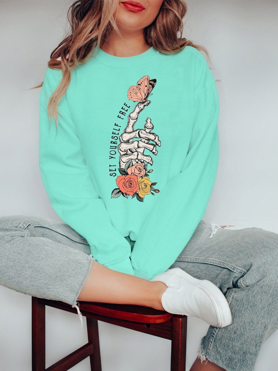 Set Yourself Free Encourage Slogan And Skeleton Hand Cotton Sweatshirt