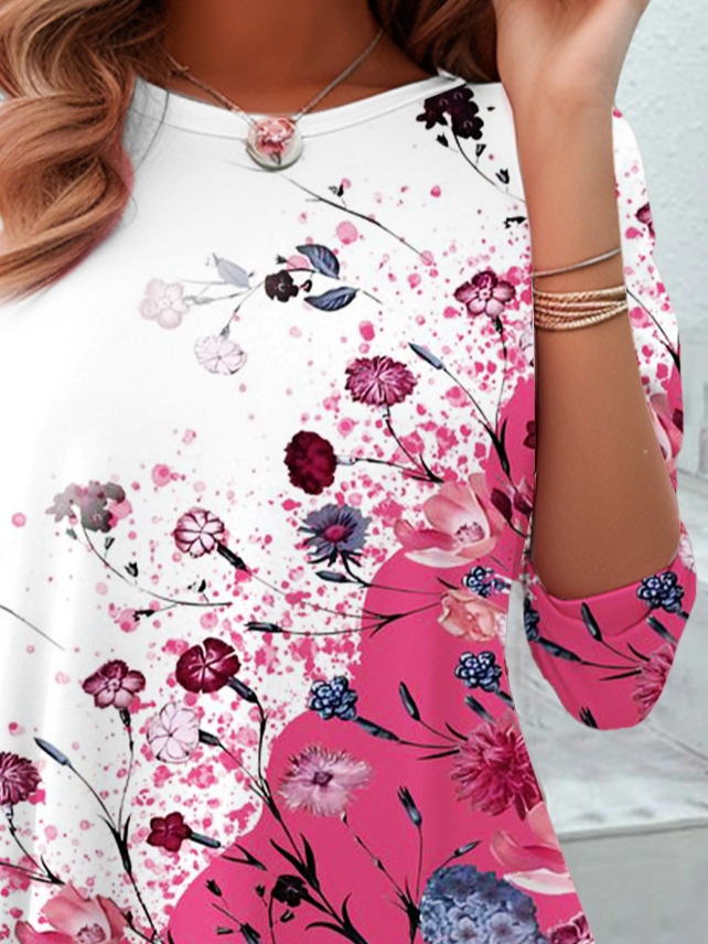 Casual T-Shirt With Contrasting Floral Design