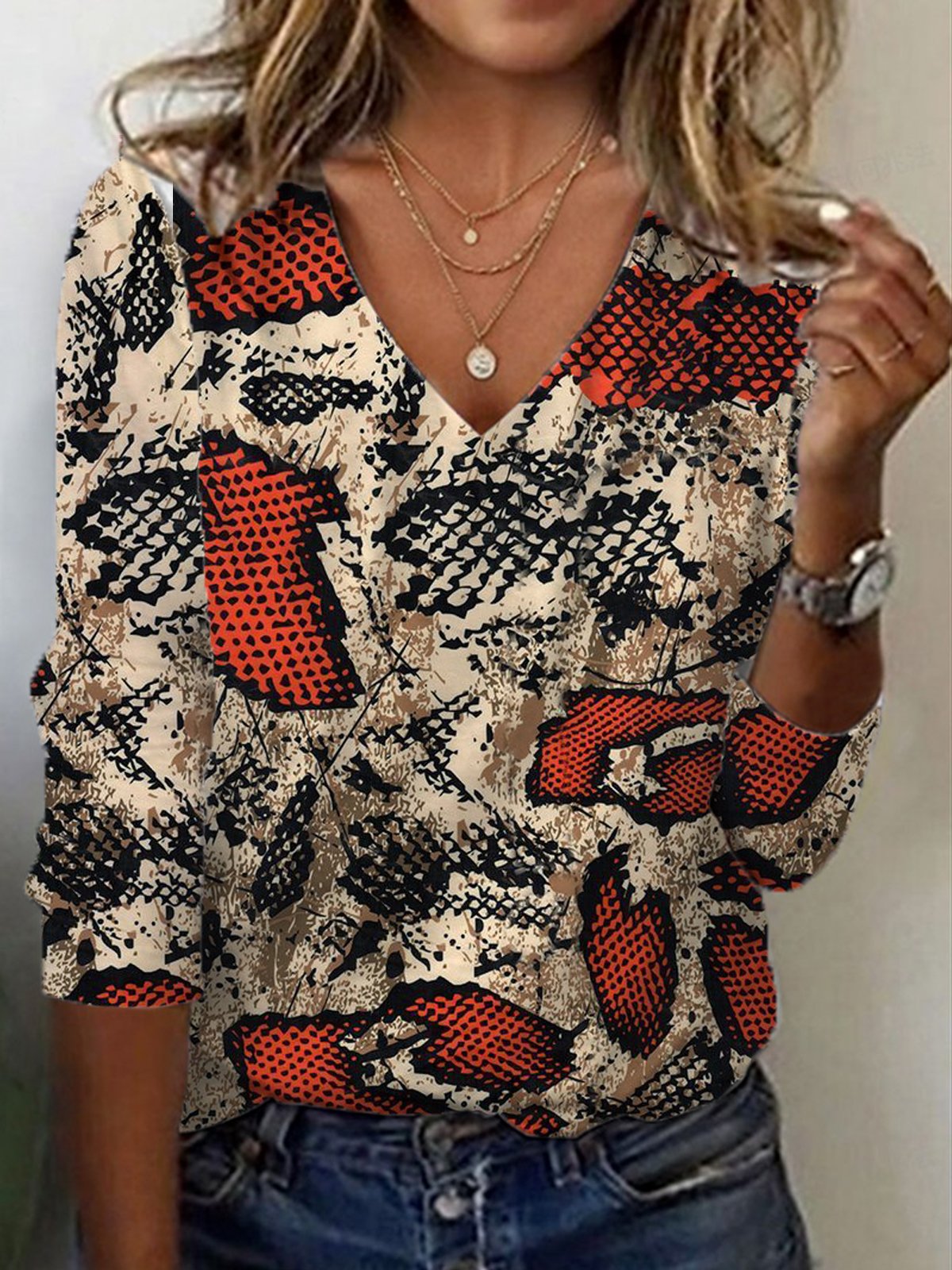 Leopard Print Long Sleeve V-Neck T-shirt