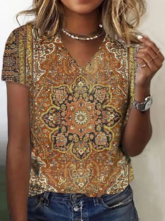 Ethnic Print Short-Sleeved V-Neck T-shirt