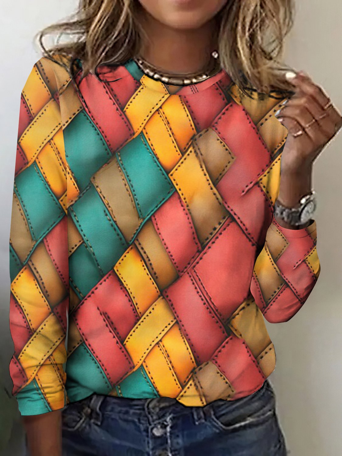 Color block geometric pattern long sleeved T-shirt