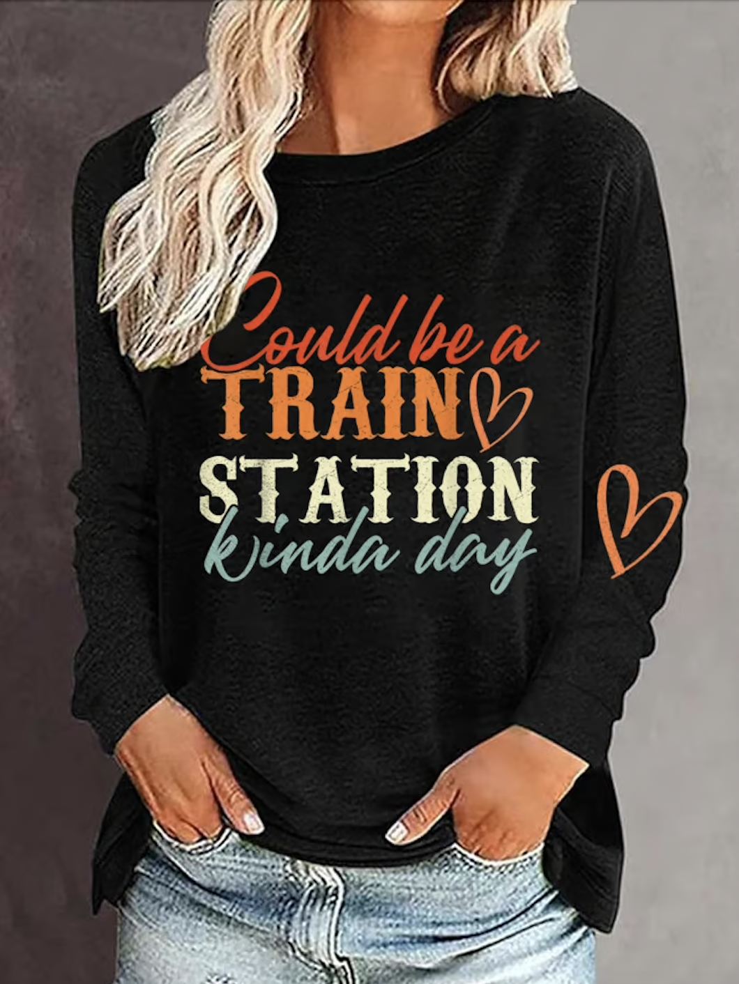 Love letter printed round neck pullover sweatshirt