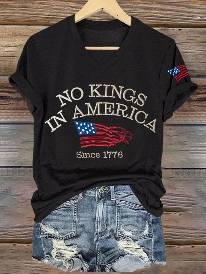 V-neck Retro No Kings In America Since 1776 Print T-Shirt