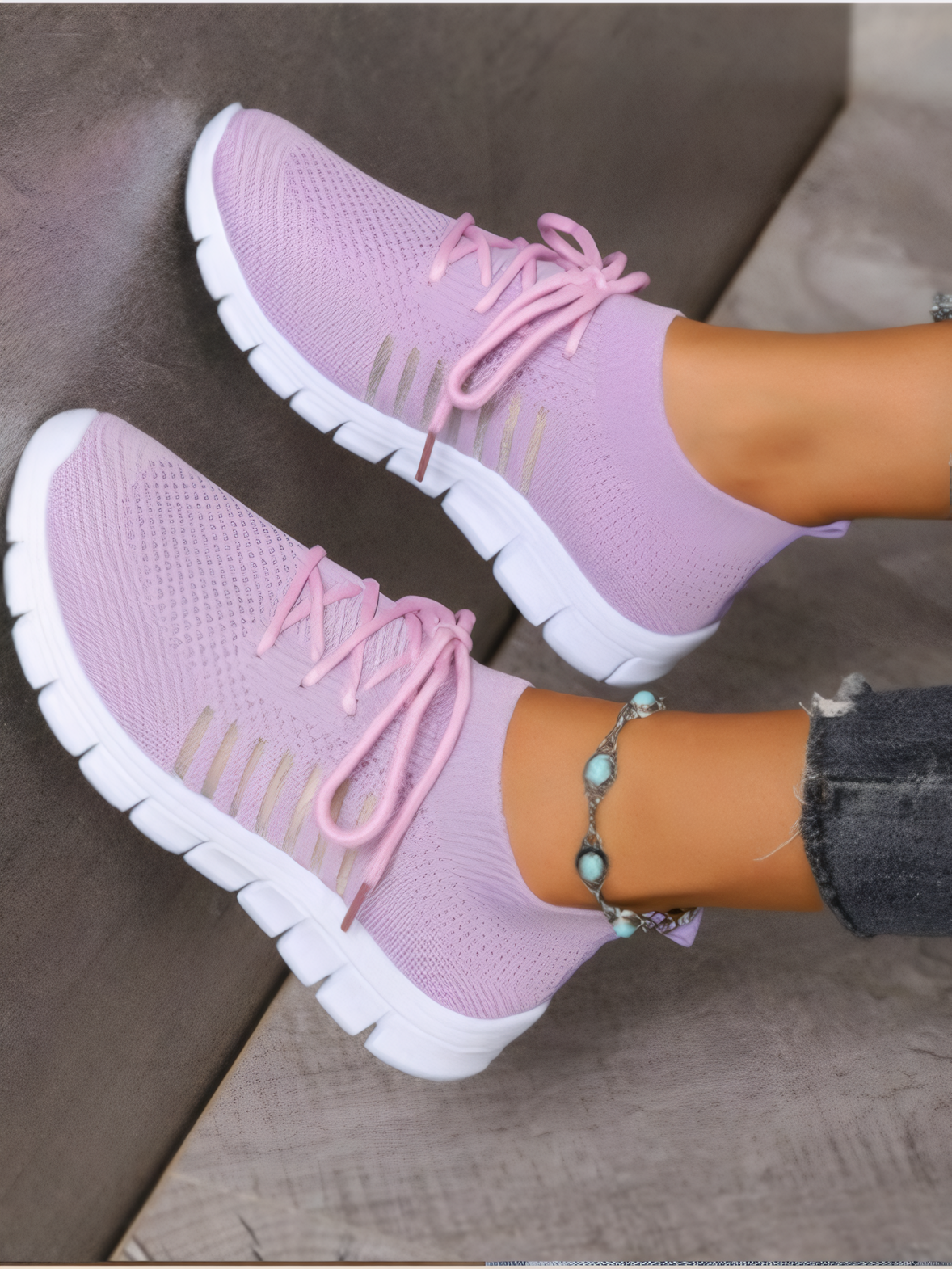 Spring And Autumn Flyknit Breathable Non-slip Lightweight Mesh Sports Shoes