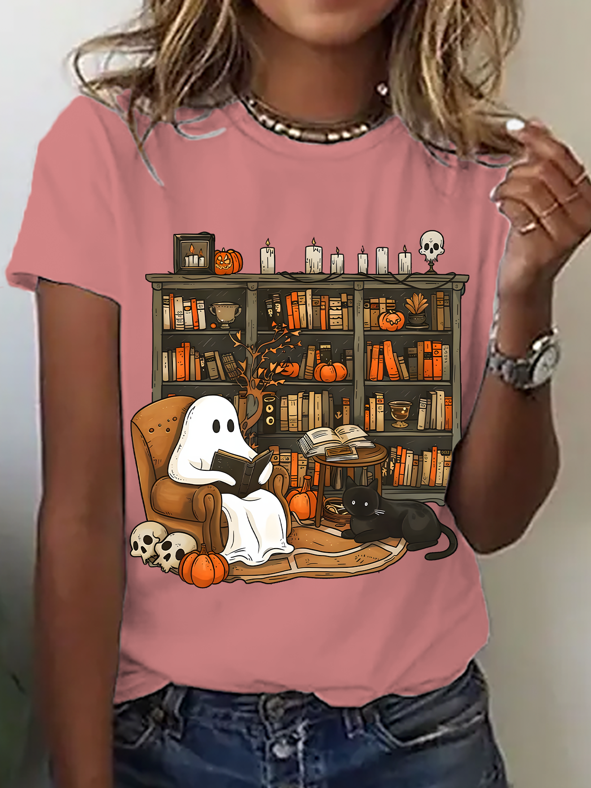 Women's  Retro ghost reading halloween librarian teacher T-Shirt