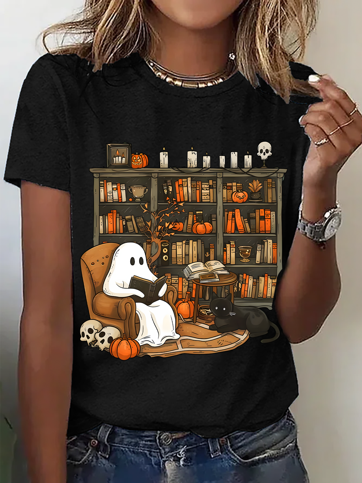Women's  Retro ghost reading halloween librarian teacher T-Shirt