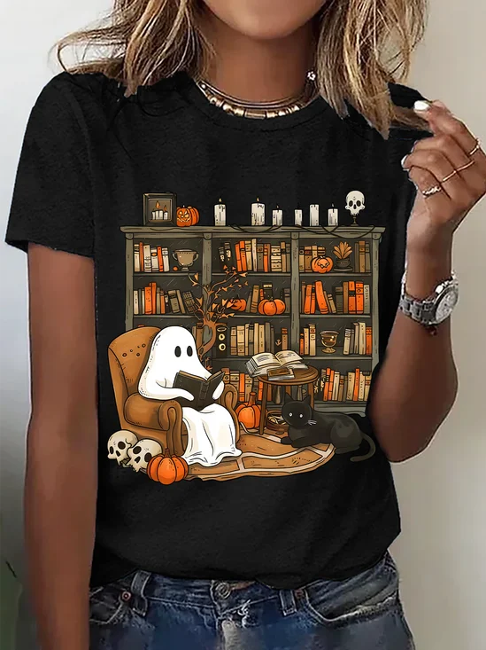 Women's  Retro ghost reading halloween librarian teacher T-Shirt