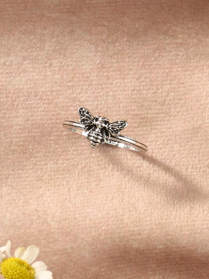 Ethnic Silver Bee Ring Everyday Vintage Jewelry