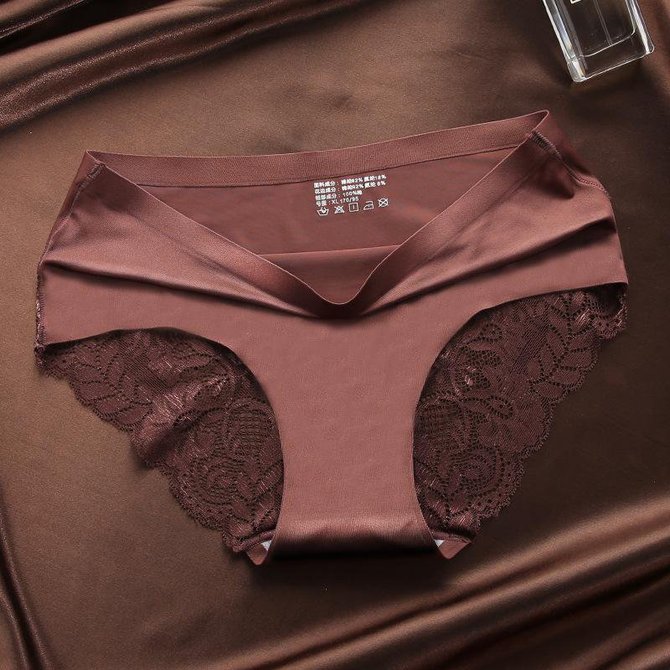 Luxurious Women's Summer Sexy Lace Panties Cotton Crotch Seamless Soft