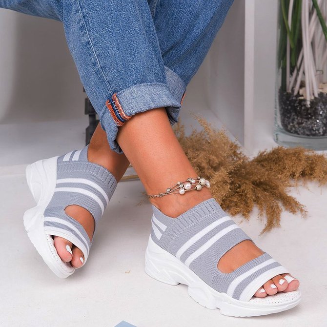 women comfy sandal shoes