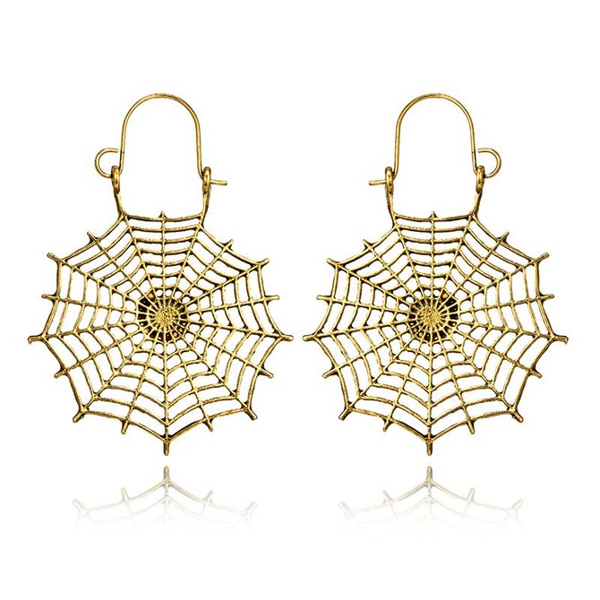 Simple Spider Web Semicircle C-C Carved Water Drop Fan Earrings