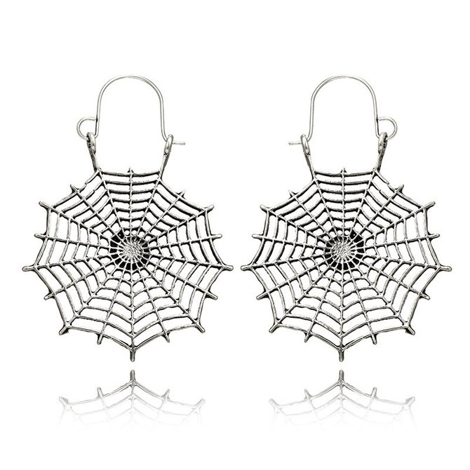 Simple Spider Web Semicircle C-C Carved Water Drop Fan Earrings