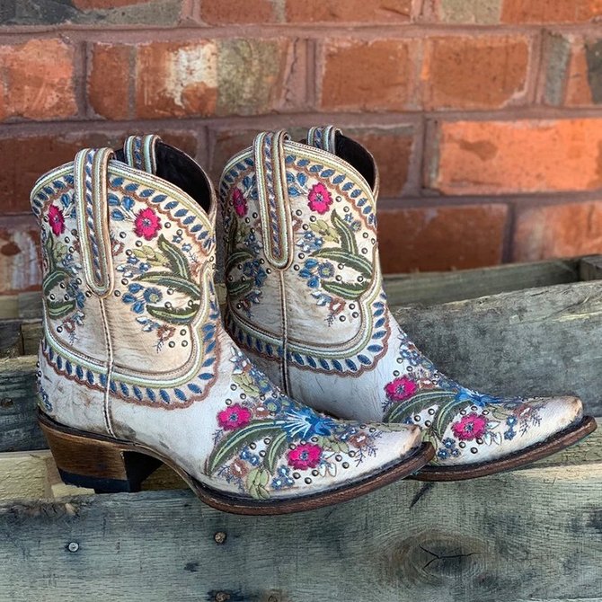 As Picture Floral Embroidered Daily Winter Boots