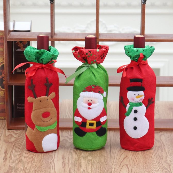 Christmas Party Red Wine Bottle Set