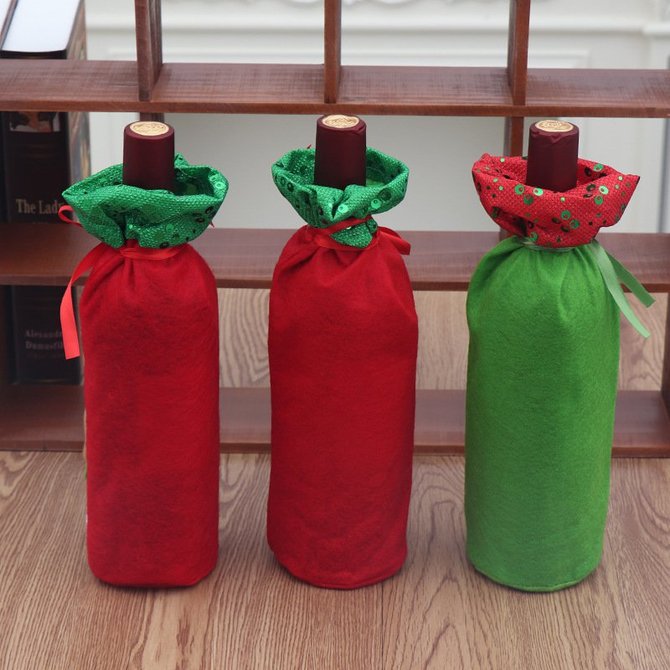 Christmas Party Red Wine Bottle Set