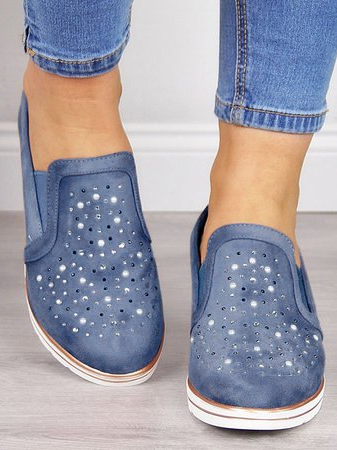 Women Comfortable Slip-on Sneaker Shoes