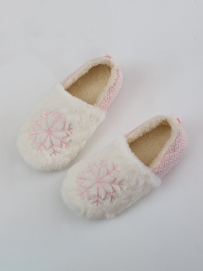 Christmas Snowflake Embroidery Plush Slippers