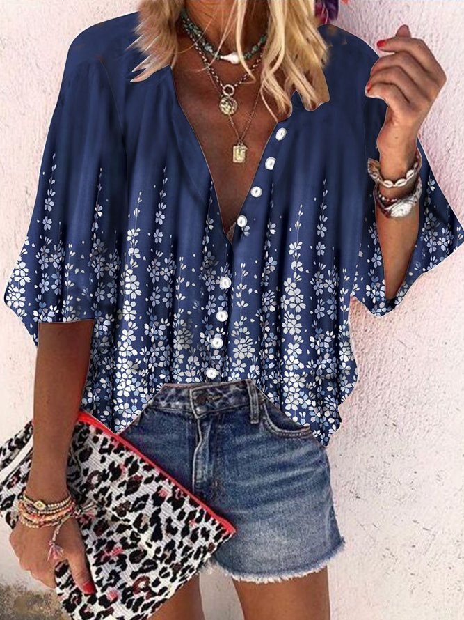 Gradient Flower Button loose 7-sleeve holiday shirt