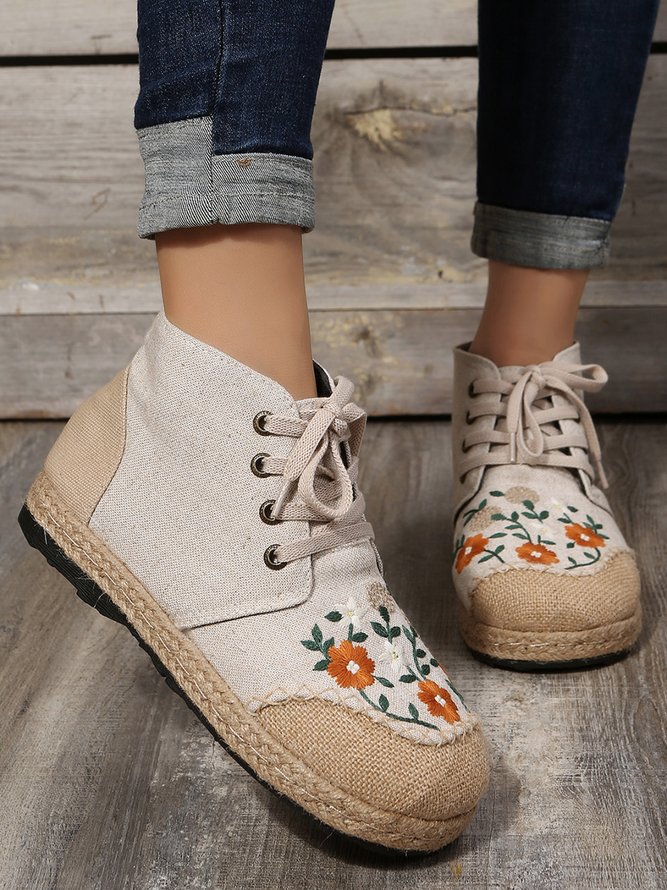 Bohemian Ethnic Style Embroidered Flower Straw Boots
