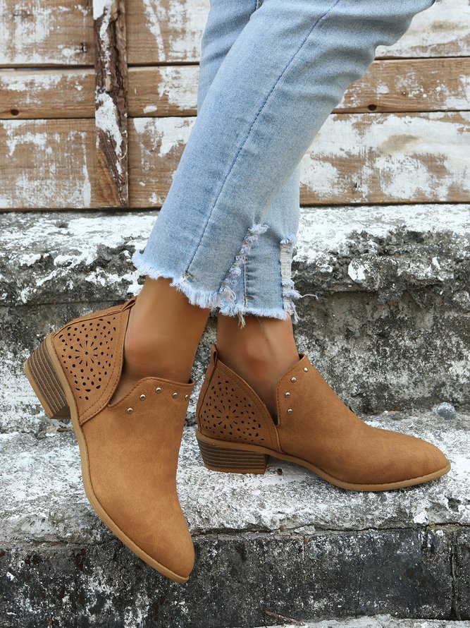 Cutout Stud Casual Chelsea Ankle Boots