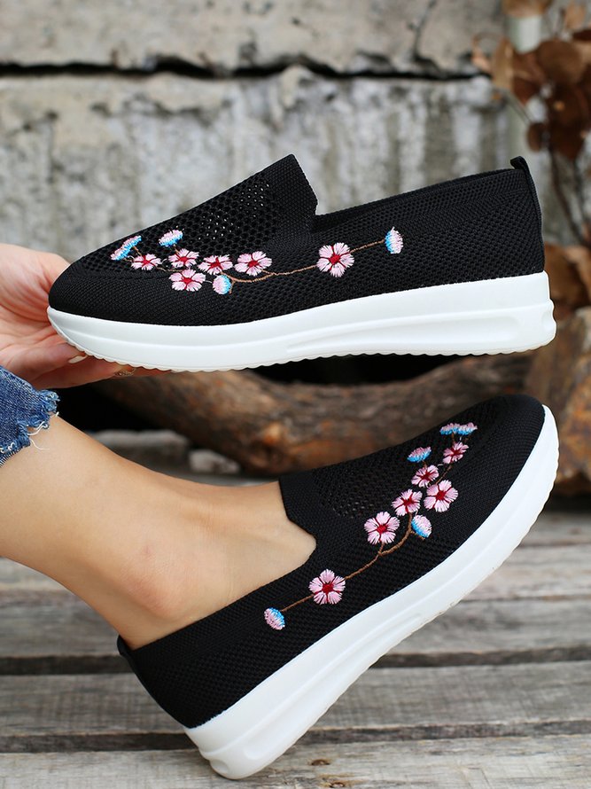 Floral Embroidered Flyknit Sneakers