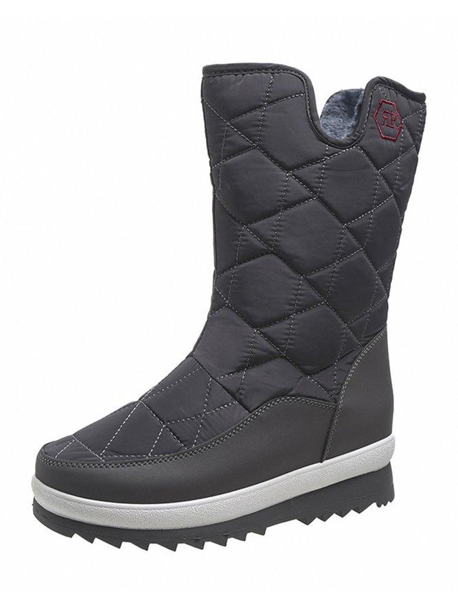 Plus Size Embossed Warm Lined Outdoor Boots with Size Zipper