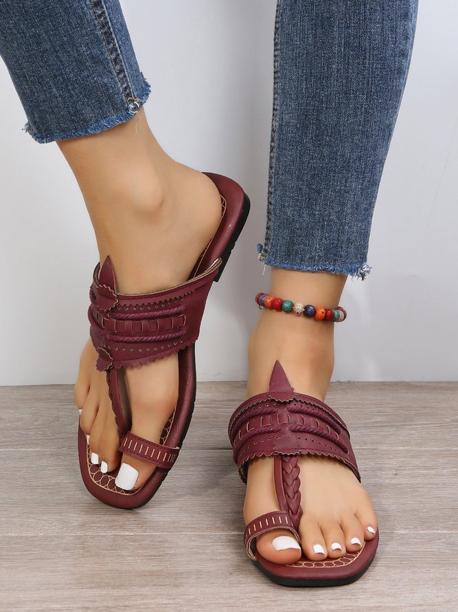 Wine Red Scallop Trim Toe Ring Thong Slide Sandals