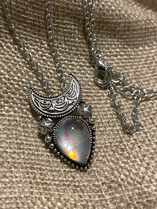 Vintage Opal Moon Pattern Pendant Necklace Ethnic Dress Jewelry